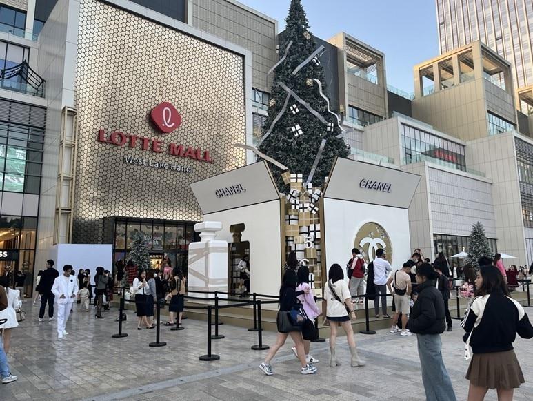 본문 이미지 - 롯데몰 웨스트레이크 하노이. (롯데쇼핑 제공)