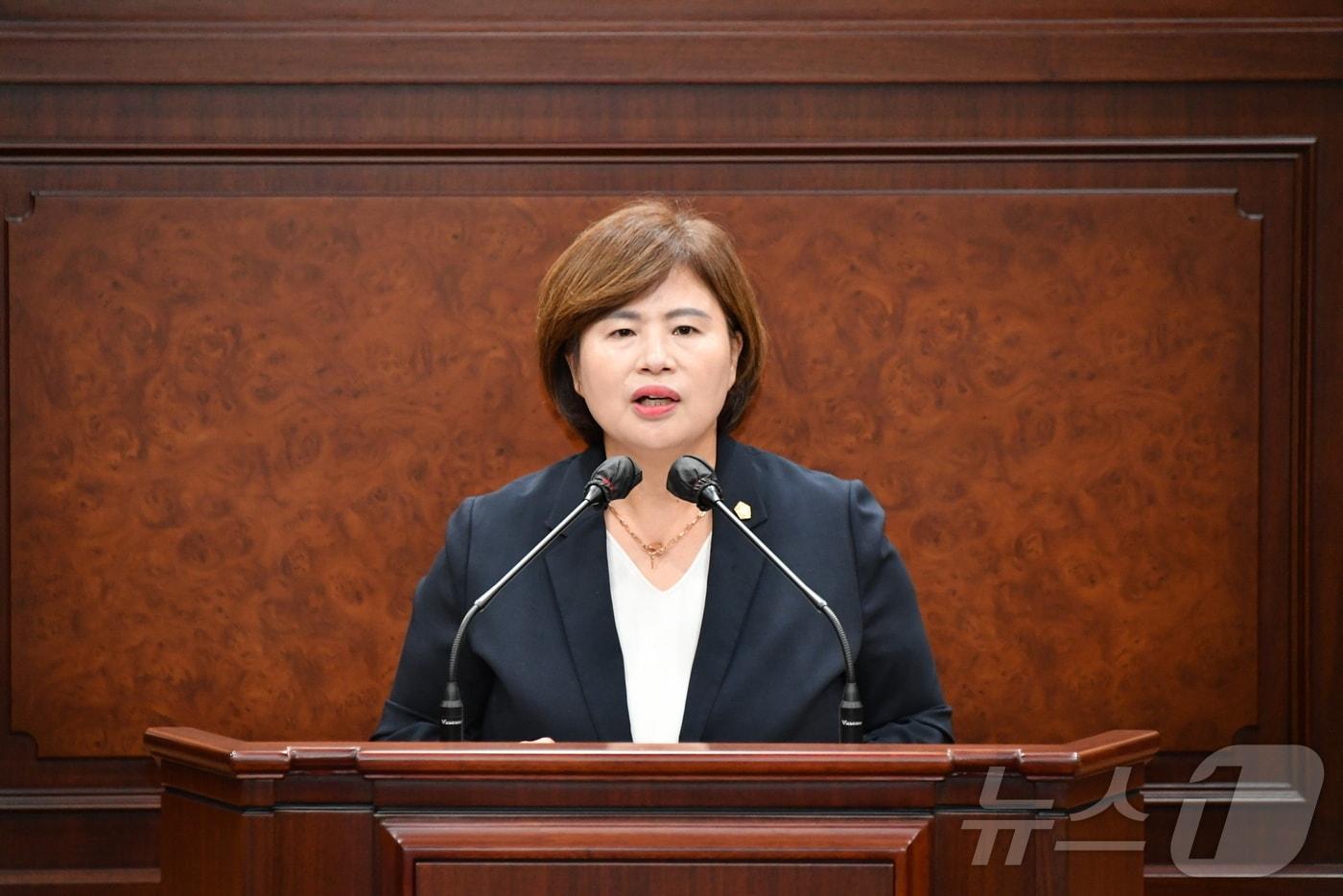 본문 이미지 - 주정영 김해시의원이 18일 열린 제266회 임시회 1차 본회의에서 5분 자유발언을 하고 있다.(김해시의회 제공)