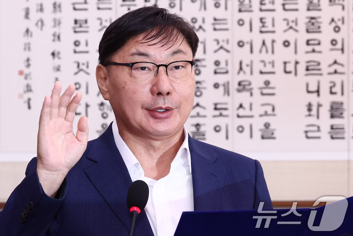 본문 이미지 - 이화영 전 경기도 평화부지사. 2024.10.2 ⓒ 뉴스1 김민지 기자