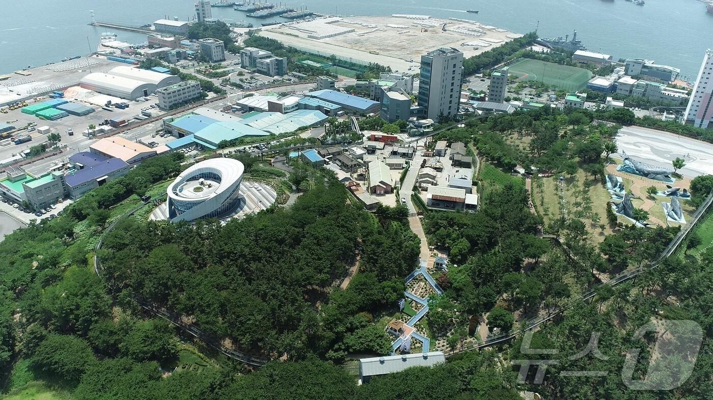 울산 남구가 관광 500만 시대 도약을 위한 ‘남부권 광역관광 개발사업(장생포 고래마을 관광명소화)’이 행정안전부의 중앙투자심사를 조건부 통과했다고 20일 밝혔다.(울산 남구 제공)