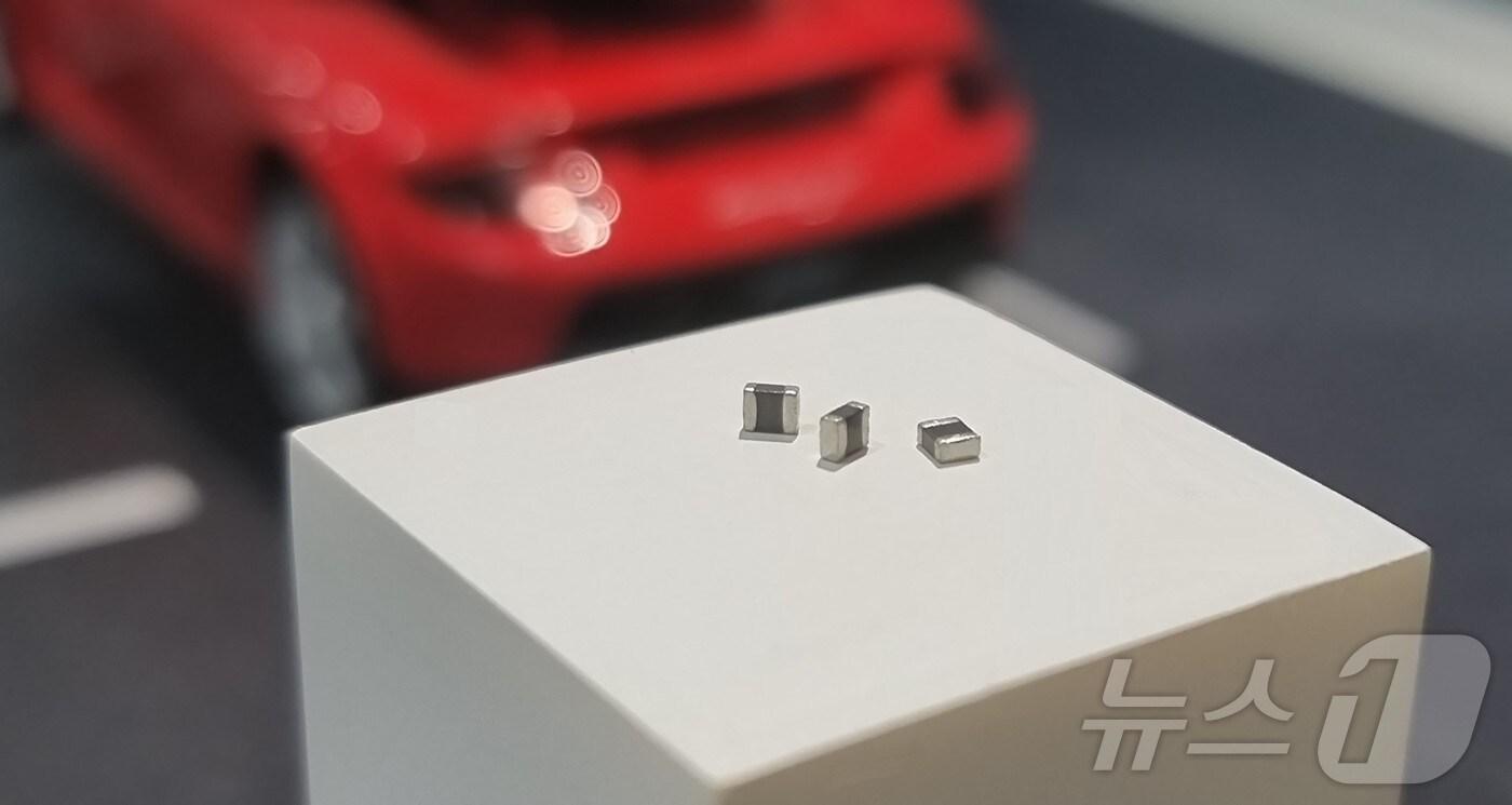 삼성전기가 개발한 커플드 파워인덕터.(삼성전기 제공) ⓒ News1 한재준 기자