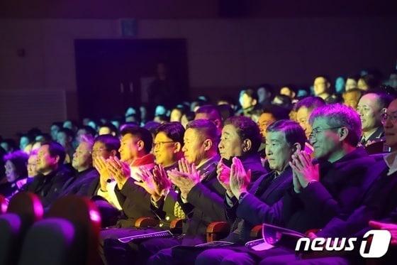 본문 이미지 - 작년 12월 19일 강원 원주시 백운아트홀에서 열린 '2024 강원 동계청소년올림픽 성공기원 군악연주회' 자료사진. (뉴스1 DB)