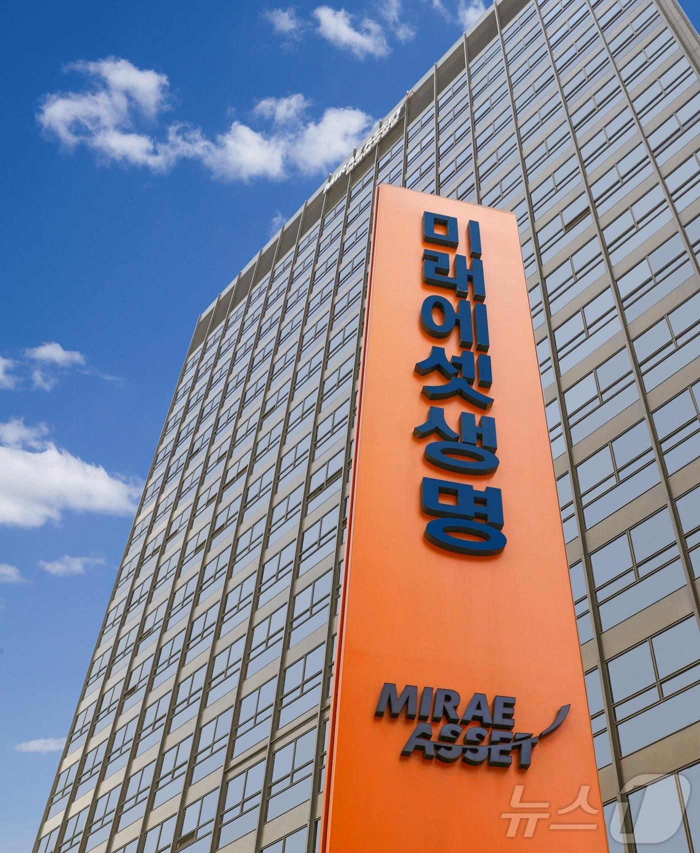 본문 이미지 - 국제 금값 오름세…미래에셋생명 변액펀드로 금 간접 투자하기/사진제공=미래에셋생명