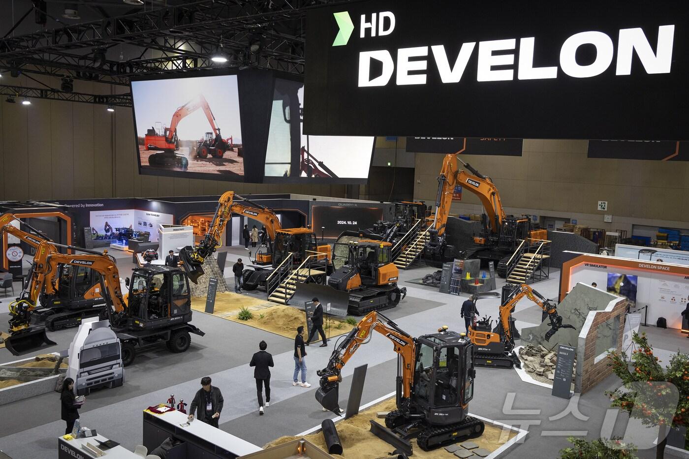 HD현대인프라코어가 한국국제건설기계전(CONEX 2024)에 마련한 부스의 모습(HD현대사이트솔루션 제공)