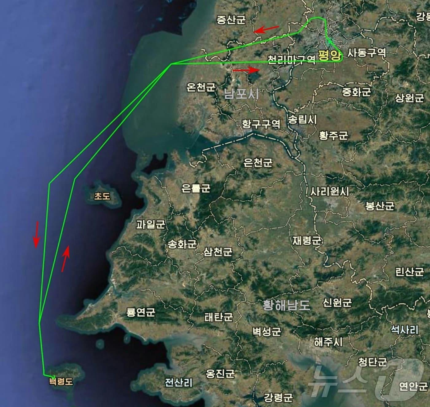 본문 이미지 - &#40;평양 노동신문=뉴스1&#41; = 북한 노동당 기관지 노동신문은 28일 &#34;대한민국발 무인기에 의한 엄중한 주권 침해 도발 사건의 최종조사 결과를 발표&#34;한다며 남한에서 보낸 무인기가 백령도에서 출발해 평양에 도착했다는 &#39;비행 기록&#39;을 공개했다. 북한은 평양 인근에서 발견한 무인기의 잔해를 통해 이같은 기록을 입수했다고 밝혔다. [국내에서만 사용가능. 재배포 금지. DB 금지. For Use Only in the Republic of Korea. Redistribution Prohibited] rodongphoto@news1.kr