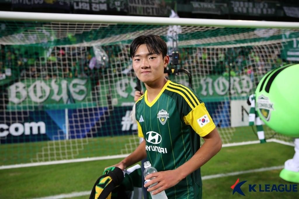 본문 이미지 -  전북의 2006년생 진태호(한국프로축구연맹 제공)