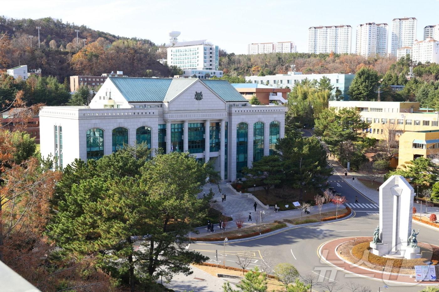 본문 이미지 - 울산대학교 전경. (울산대 제공)