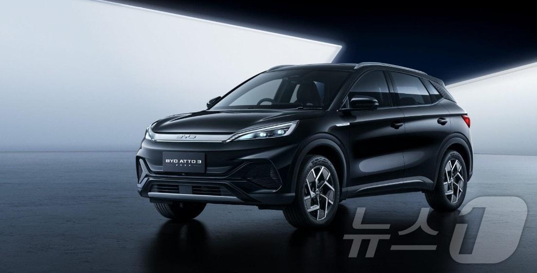 본문 이미지 - BYD가 일본 시장에 판매 중인 소형 전기 SUV '아토3'(BYD 홈페이지 캡쳐)