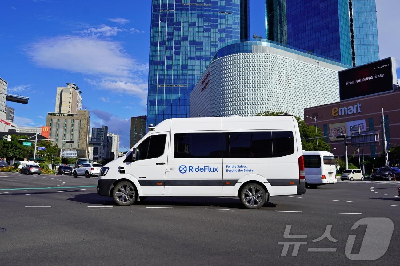본문 이미지 - 라이드플럭스의 자율주행 차량(라이드플럭스 제공)