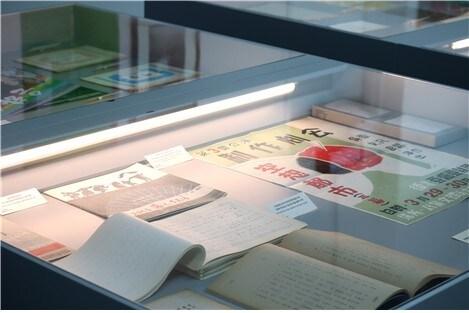 본문 이미지 - &#39;원 테이블: 차범석 연극인.生&#39; 전경&#40;한국문화예술위원회 제공&#41;