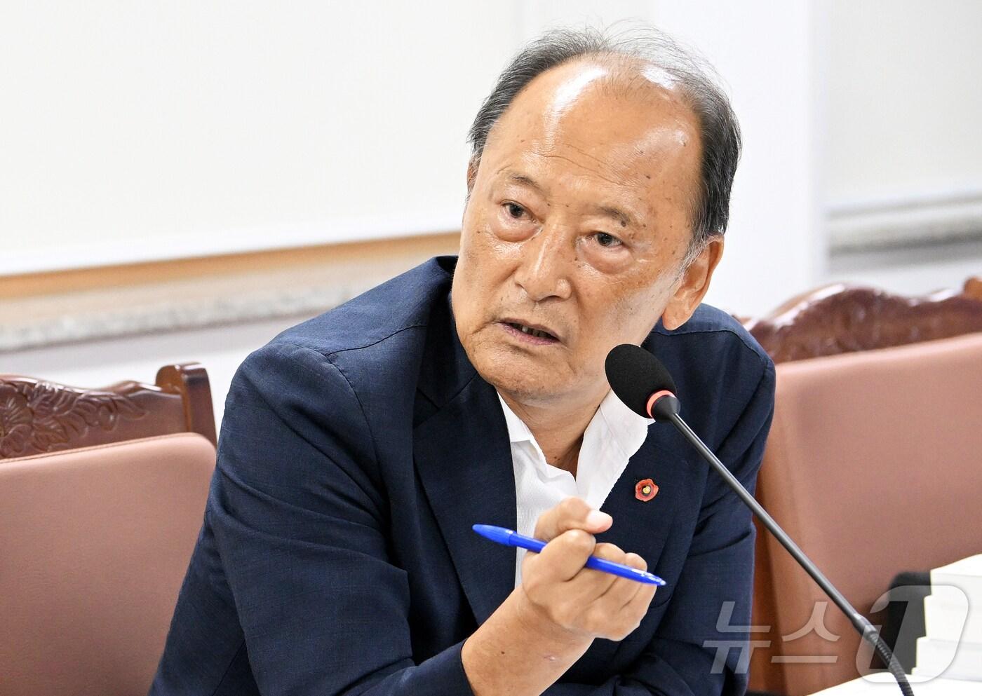 본문 이미지 - 제주특별자치도의회 문화관광체육위원회 강연호 의원(국민의힘·서귀포시 표선면).(제주특별자치도의회 제공)