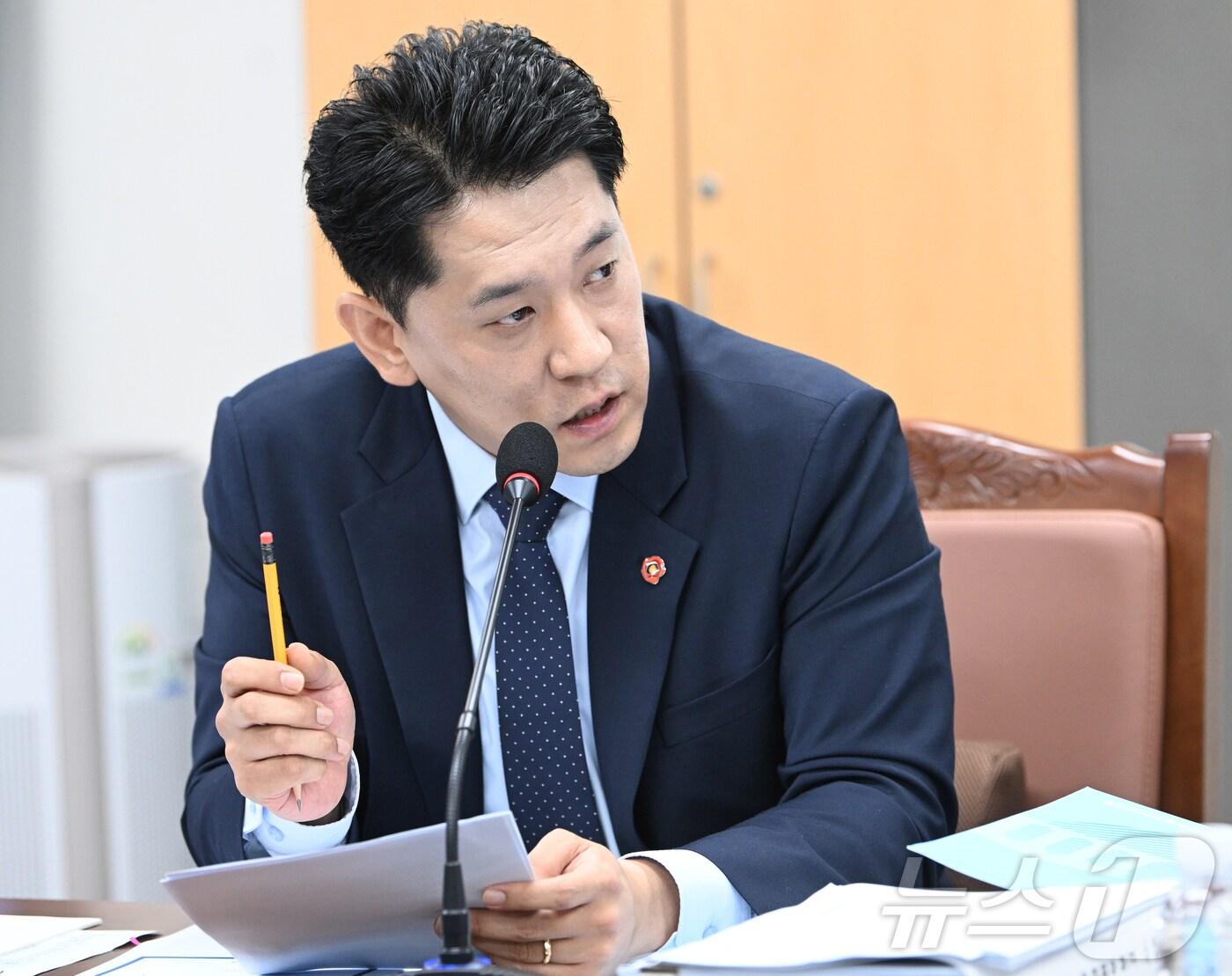 본문 이미지 - 제주특별자치도의회 농수축경제위원회 한권 의원(더불어민주당·제주시 일도1동·이도1동·건입동).(제주특별자치도의회 제공)