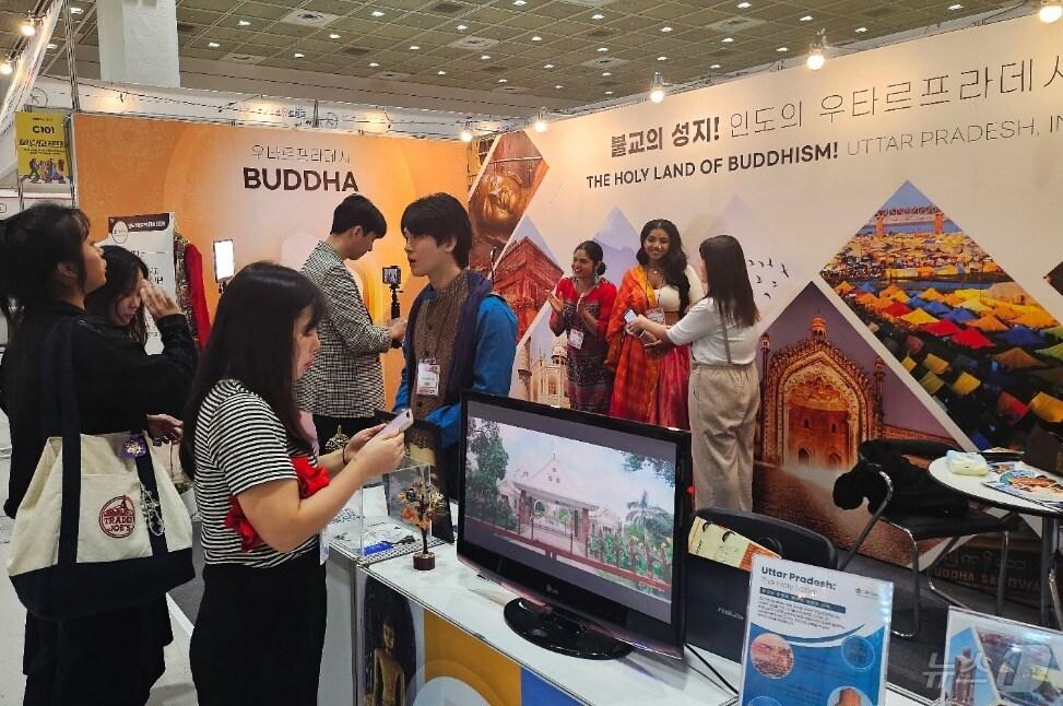 본문 이미지 - &#39;2024 트래블쇼&#39; 인도 우타르 프라데시 홍보관 &#40;진콘 제공&#41;