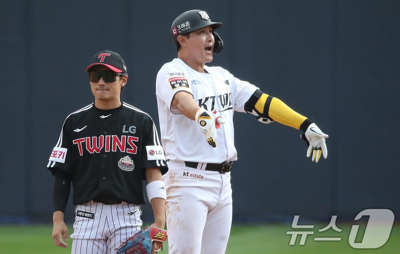 유틸리티 플레이어로 변모한 KT 위즈 황재균. / 뉴스1 DB ⓒ News1 임세영 기자