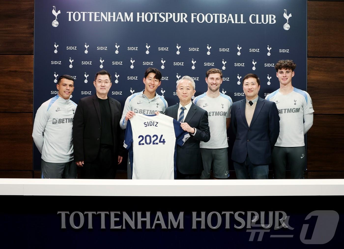 본문 이미지 - 퍼시스그룹, 잉글랜드 프리미어리그(EPL) 토트넘 홋스퍼와 공식 파트너십 계약 체결 (퍼시스그룹 제공)