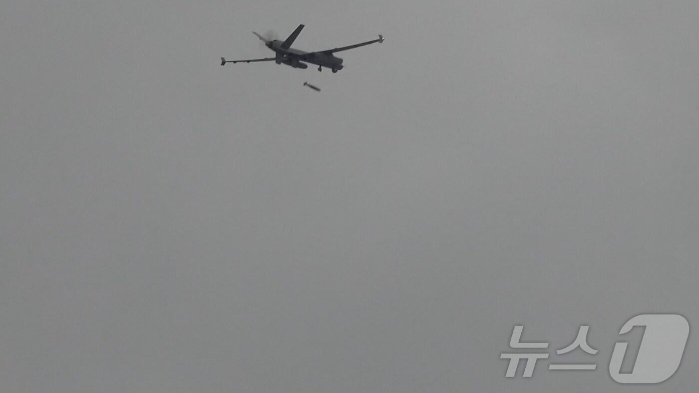 한미 무인기 연합 실사격 훈련 중인 고고도 무인정찰기. (기사와 무관) (공군 제공) 2024.11.1/뉴스1