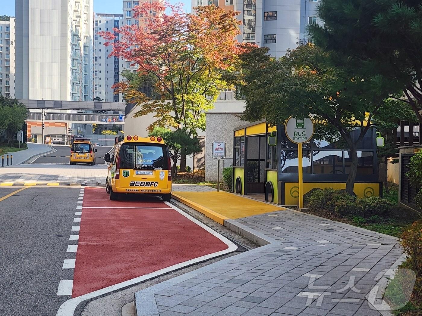 본문 이미지 - 셔틀버스 전용 정류장(서울시 제공) 