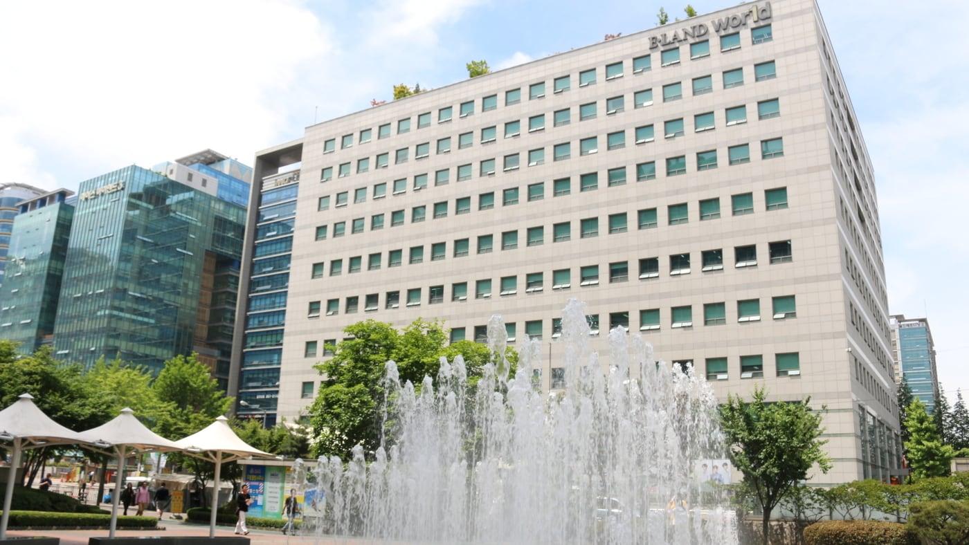 이랜드그룹 가산 사옥 전경.(이월드제공)