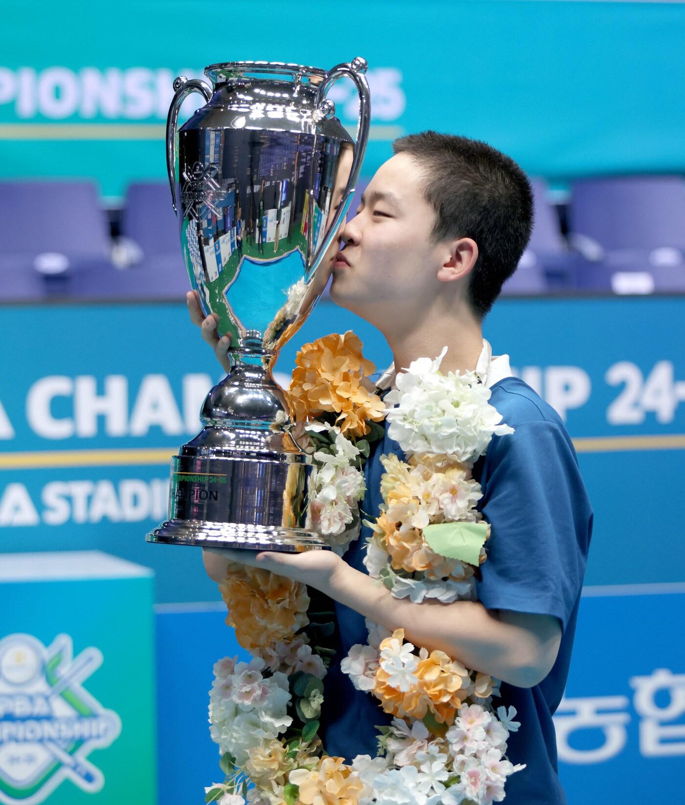 본문 이미지 - 프로당구 최연소 우승을 일군 김영원(PBA 제공) 