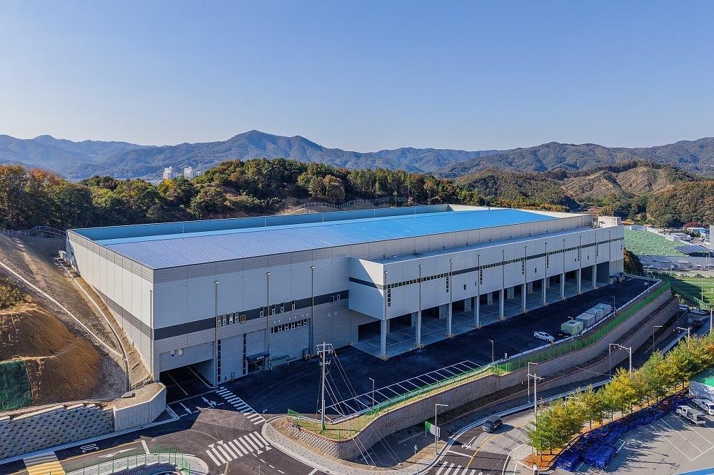 본문 이미지 - 웅진식품 유구통합물류센터(웅진식품 제공).