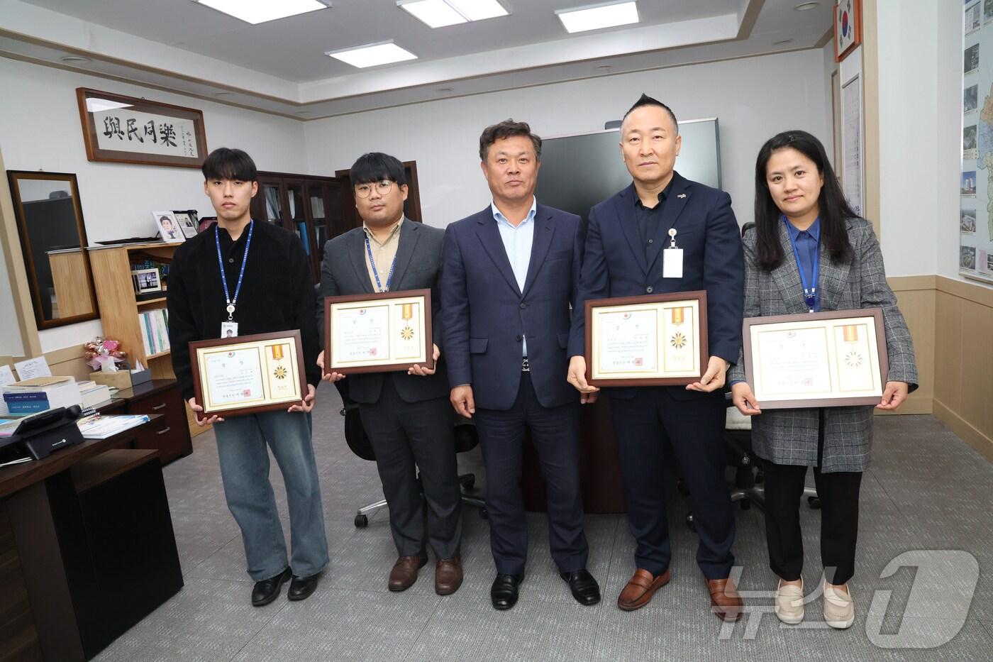  정읍시 하반기 시민참여 정책제안 시상식(정읍시  제공)2024.11.13/뉴스1