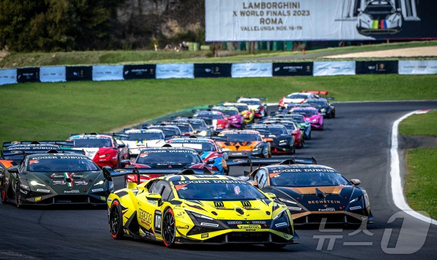 2023 시즌 람보르기니 슈퍼 트로페오 월드 파이널 경기 모습. (한국타이어 제공) /뉴스1