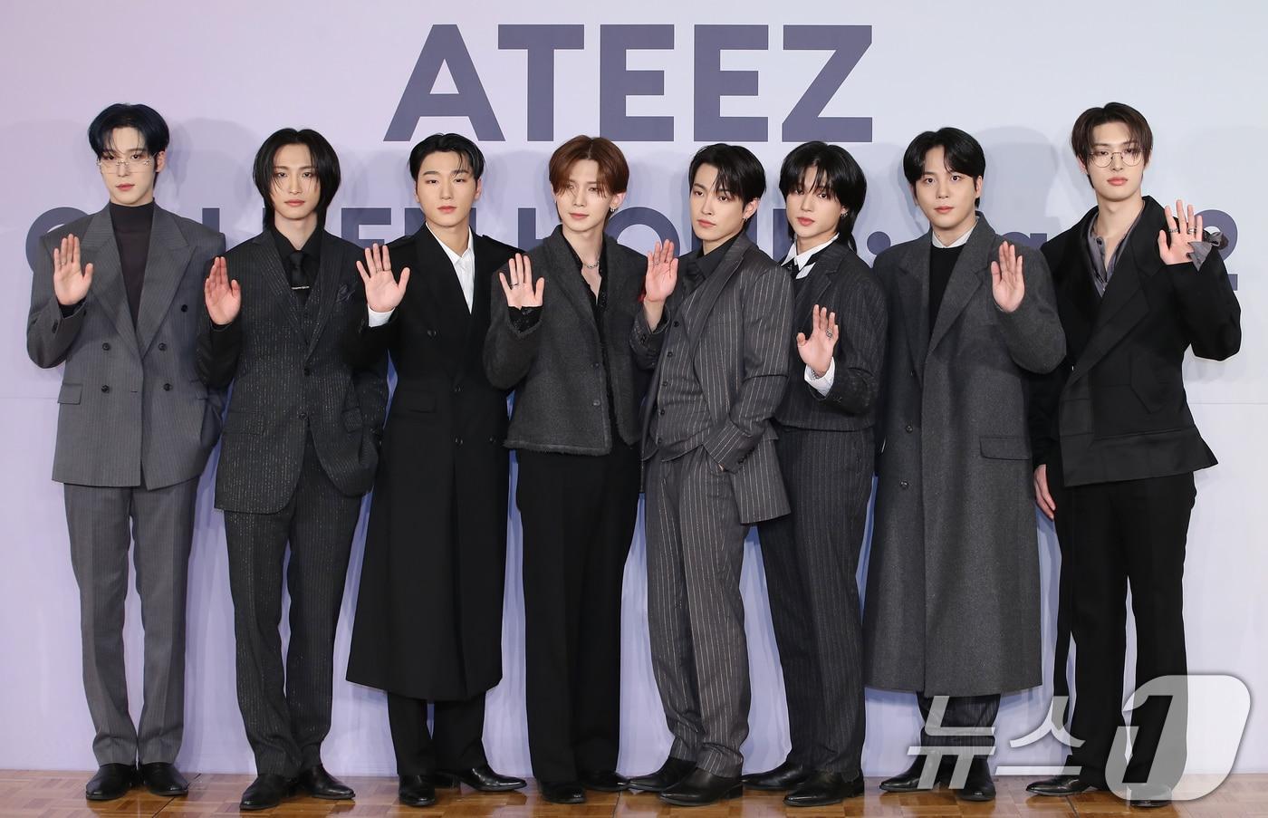 그룹 에이티즈(ATEEZ) 윤호(왼쪽부터)와 성화, 산, 여상, 홍중, 우영, 종호, 민기 2024.11.14/뉴스1 ⓒ News1 권현진 기자
