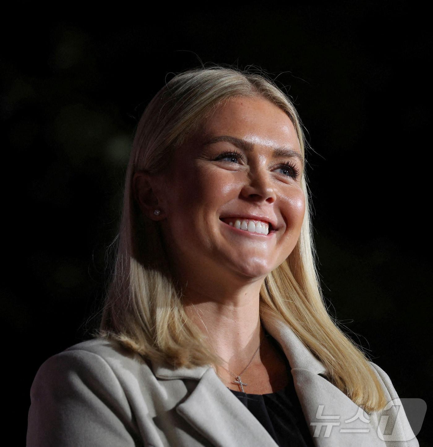 본문 이미지 - 캐롤라인 레빗(27)을 백악관 대변인. 2022.09.08 ⓒ 로이터=뉴스1 ⓒ News1 정지윤 기자