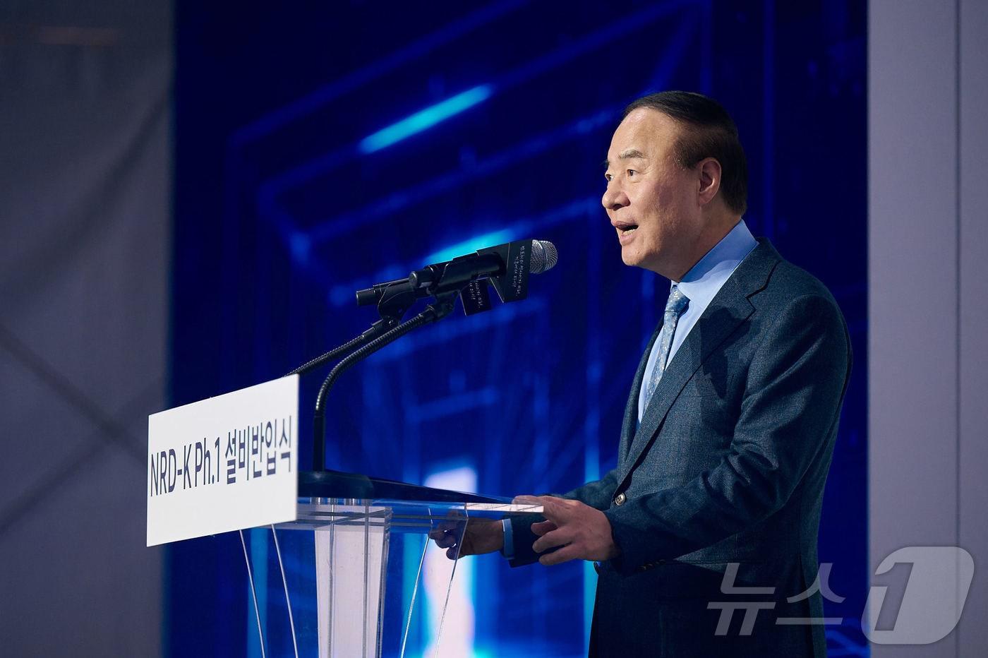 전영현 부회장이 18일 삼성전자 기흥캠퍼스에서 열린 NRD-K 설비반입식에서 기념사를 하고 있다.(삼성전자 제공) 2024. 11. 18/뉴스1 ⓒ News1 한재준 기자