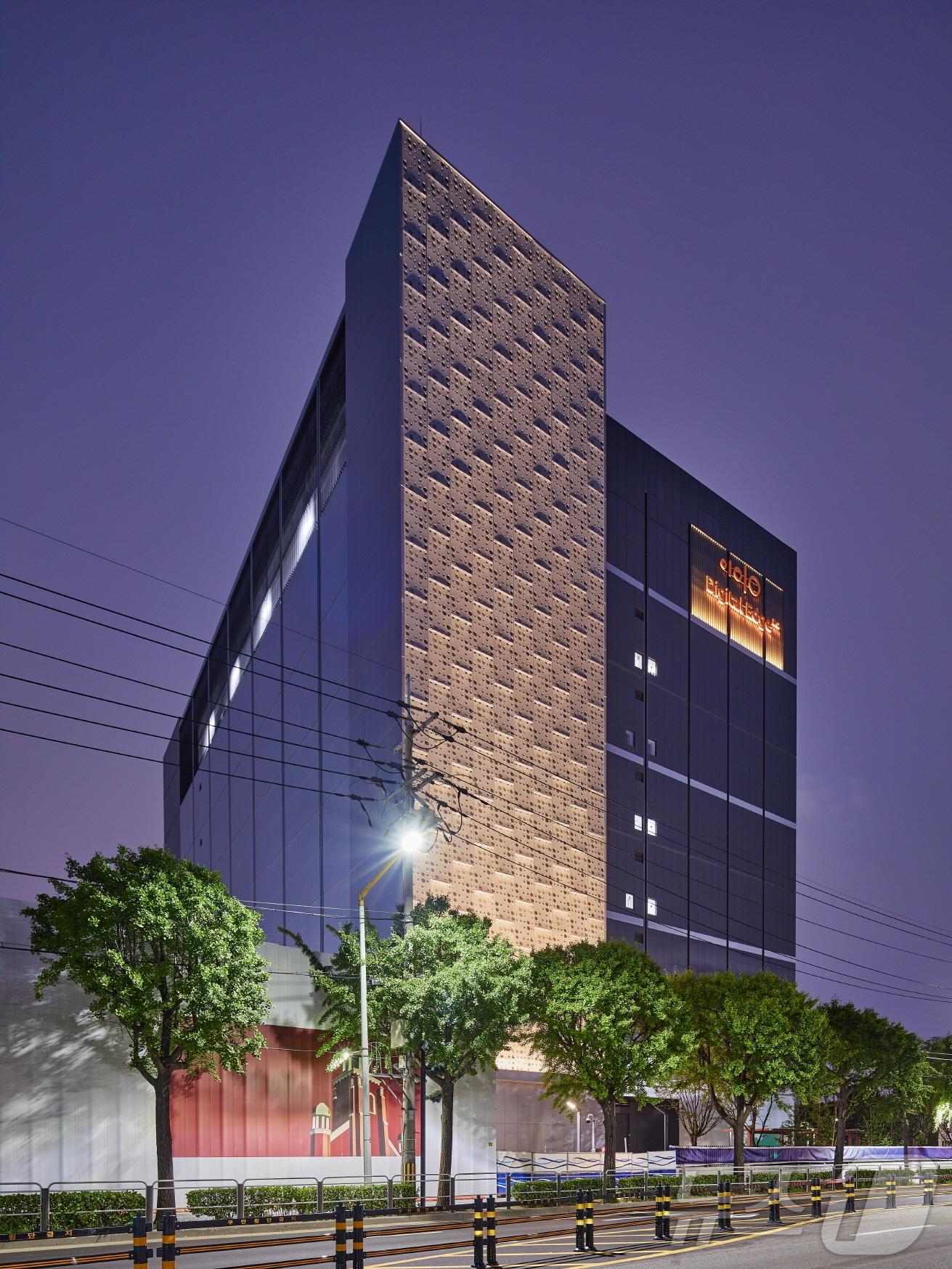 본문 이미지 - SK에코플랜트가 최근 준공한 디지털엣지 데이터센터 전경 &#40;SK에코플랜트 제공&#41;