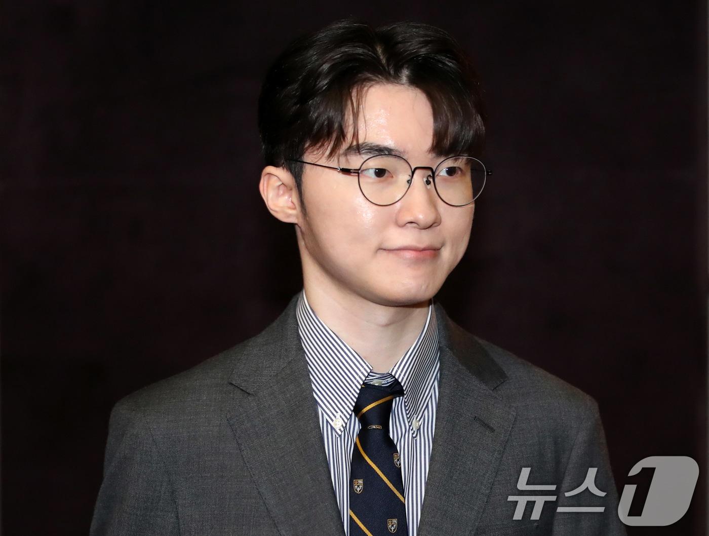 본문 이미지 - 프로게이머 페이커(이상혁)가 지난달 20일 서울 중구 소공동 웨스틴 조선호텔에서 외교부 주최로 열린 '2024 글로벌 혁신을 위한 미래대화'에 참석하고 있다. 2024.11.20/뉴스1 ⓒ News1 청사사진기자단