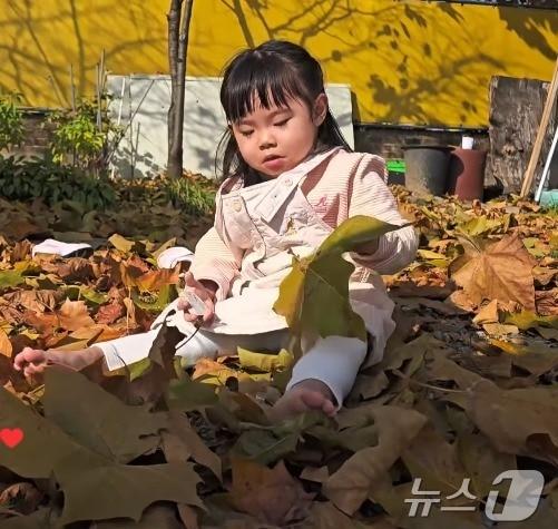 본문 이미지 - 희소병인 듀센근이영양증(DMD)에 걸린 사랑이.(SNS 캡쳐).2024.11.20/뉴스1 