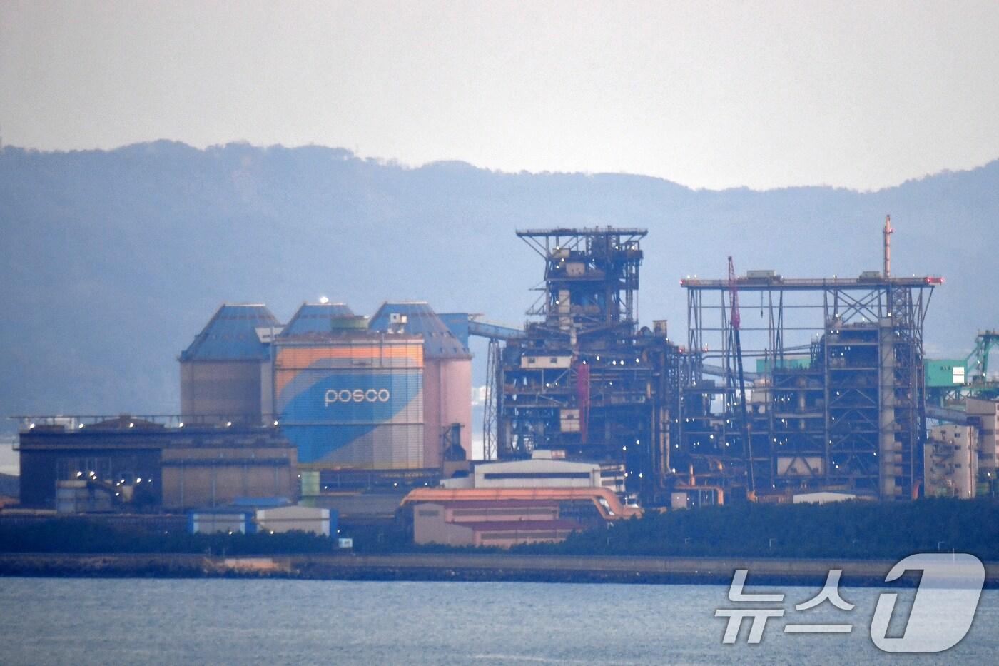 2024년 11월 두차례 폭발과 화재가 발생한 포스코 포항제철소 파이넥스 3공장 모습.2024.11.20/뉴스1 ⓒ News1 최창호 기자