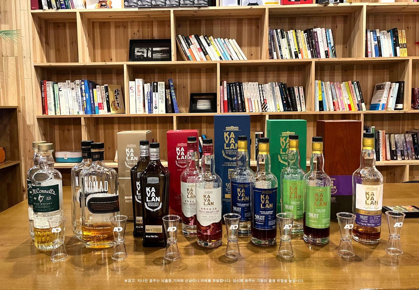 골든블루가 위스키 동호회 및 대학교 학부생들을 대상으로 찾아가는 위스키 시음회를 진행했다.(골든블루 인터내셔널 제공)