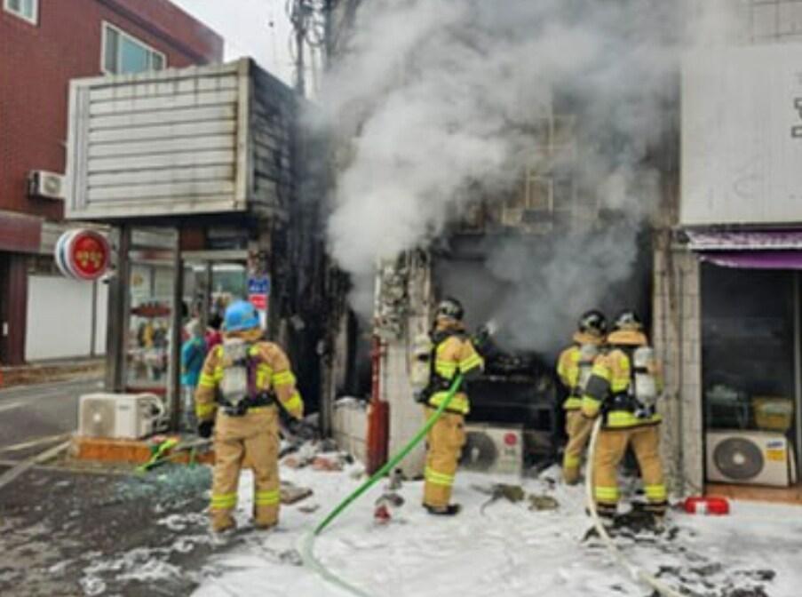 본문 이미지 - 화재 현장. (경기도소방재난본부 제공) 2024.11.21/뉴스1
