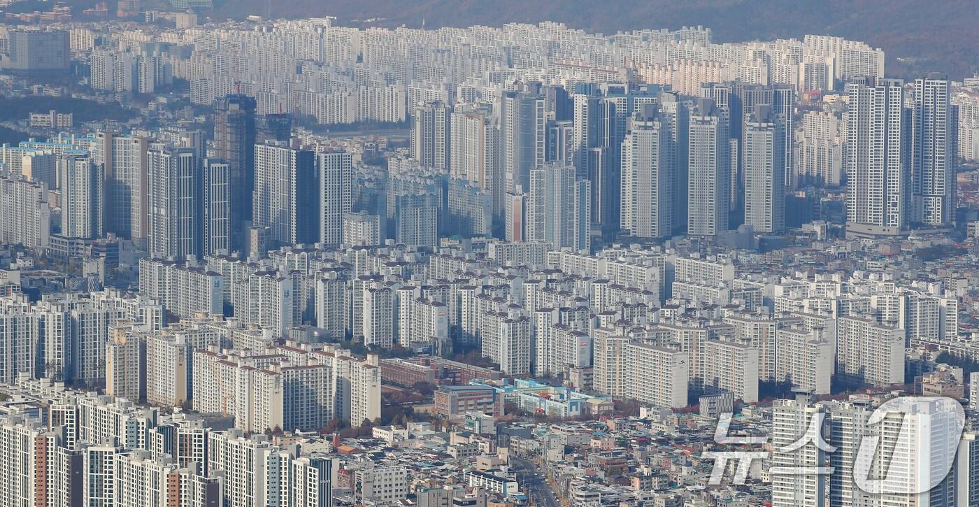 대구 앞산 전망대에서 바라본 대구 도심 전경. 2024.11.21/뉴스1 ⓒ News1 공정식 기자