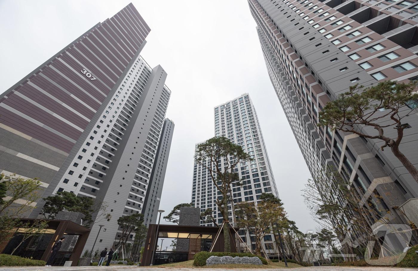 서울 강동구 올림픽파크 포레온 3BL의 모습. ⓒ News1 이재명 기자