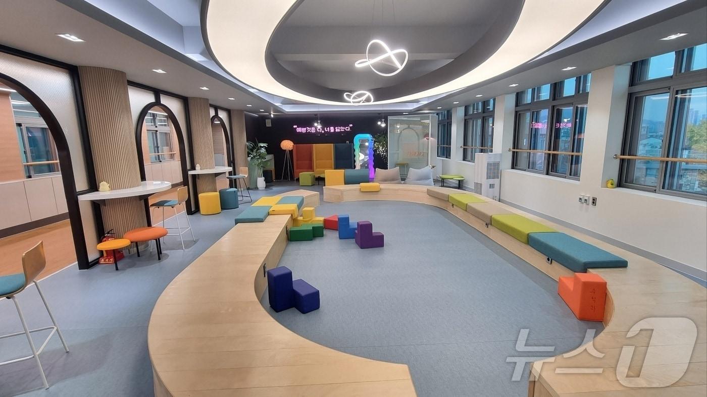 본문 이미지 - 대전 대성여고가 공간재구조화사업(구 그린스마트스쿨)을 통해 새롭게 단장한 모습 /뉴스1