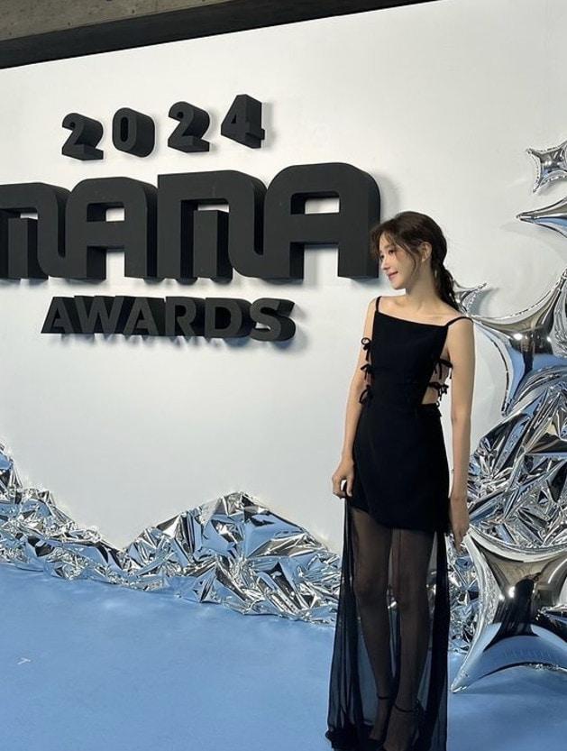 본문 이미지 - 사진=이지아 SNS 캡처