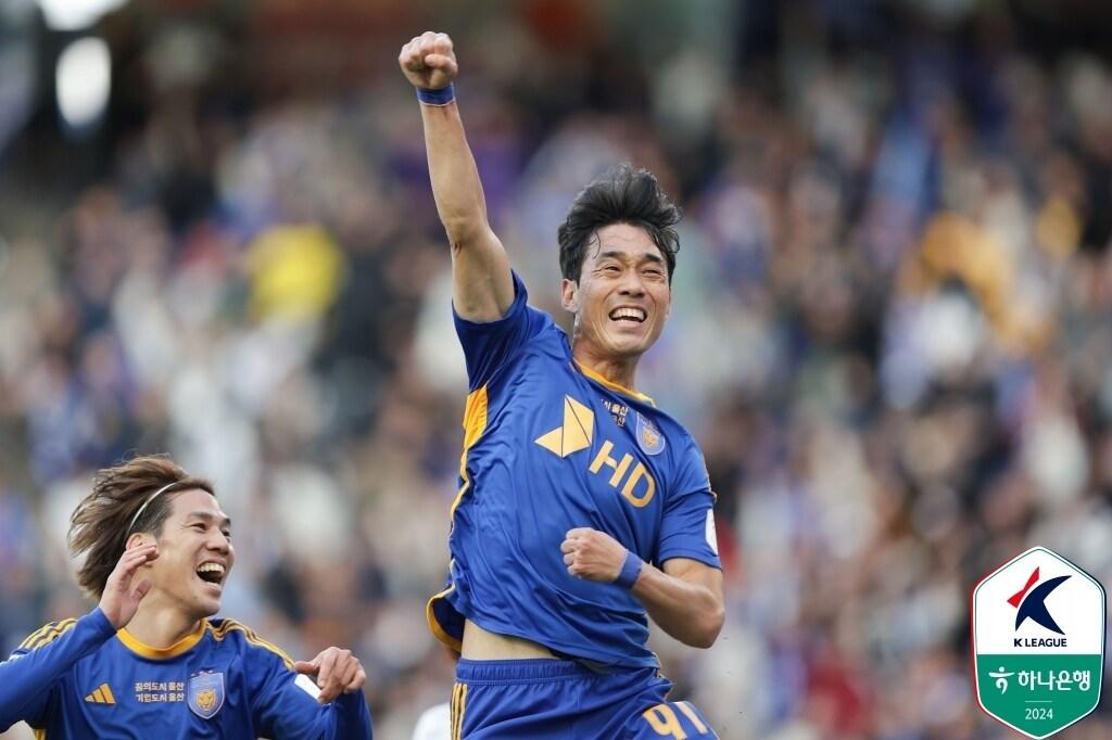 본문 이미지 - 울산 HD의 박주영(한국프로축구연맹 제공) 