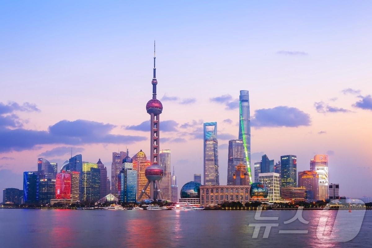 본문 이미지 - 중국 상하이 야경(하나투어 제공)