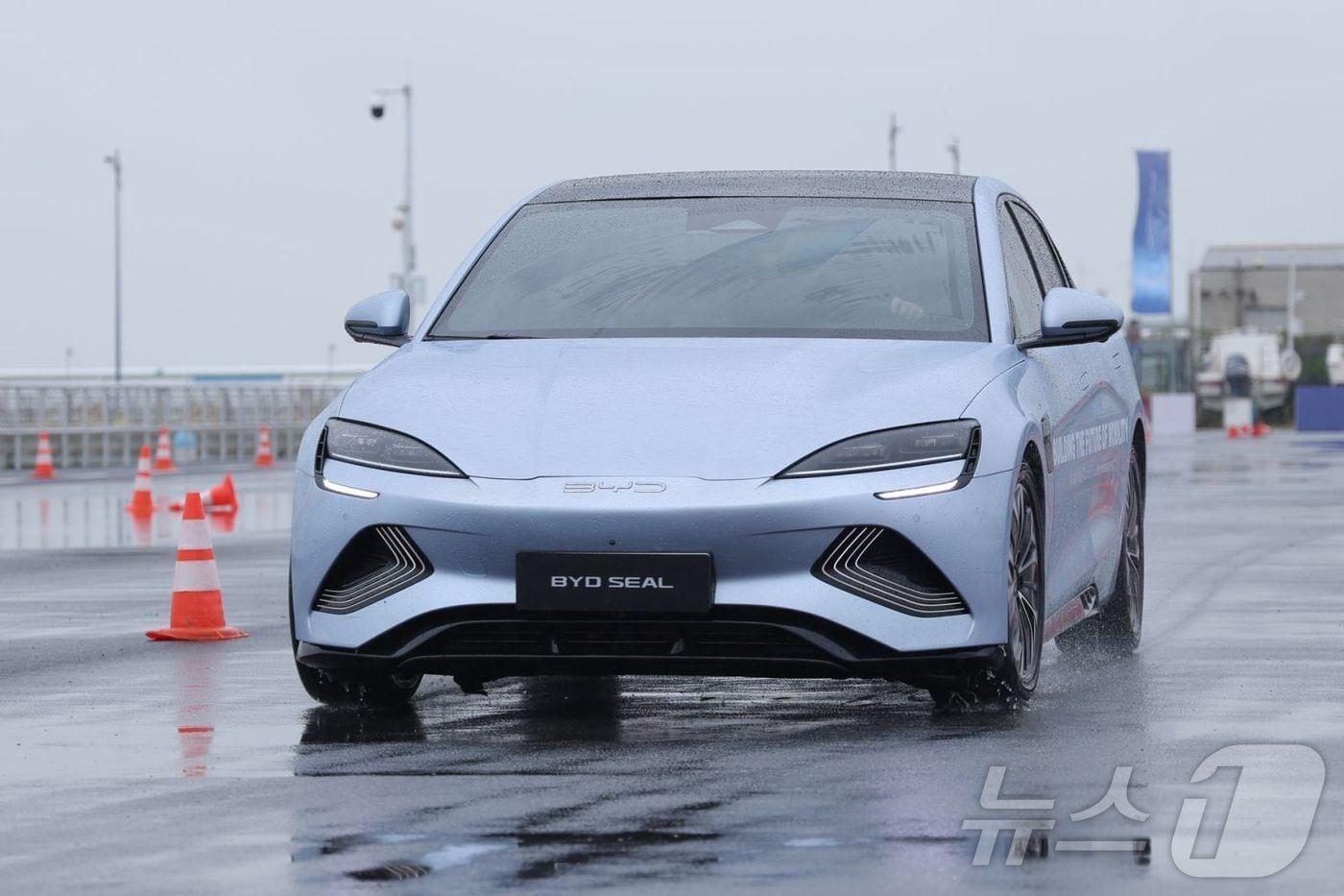 본문 이미지 - BYD 중형 세단 씰(Seal) (BYD 제공) 