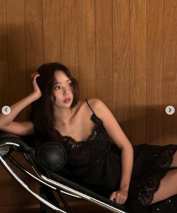 본문 이미지 - 채수빈 인스타그램