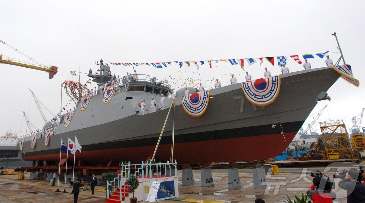 유도탄고속함 1번함 윤영하함(HJ 중공업 제공)