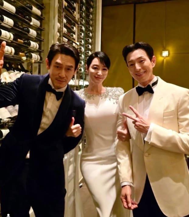 본문 이미지 - 설경구 김혜수 정성일(왼쪽부터) / 송윤아 인스타그램