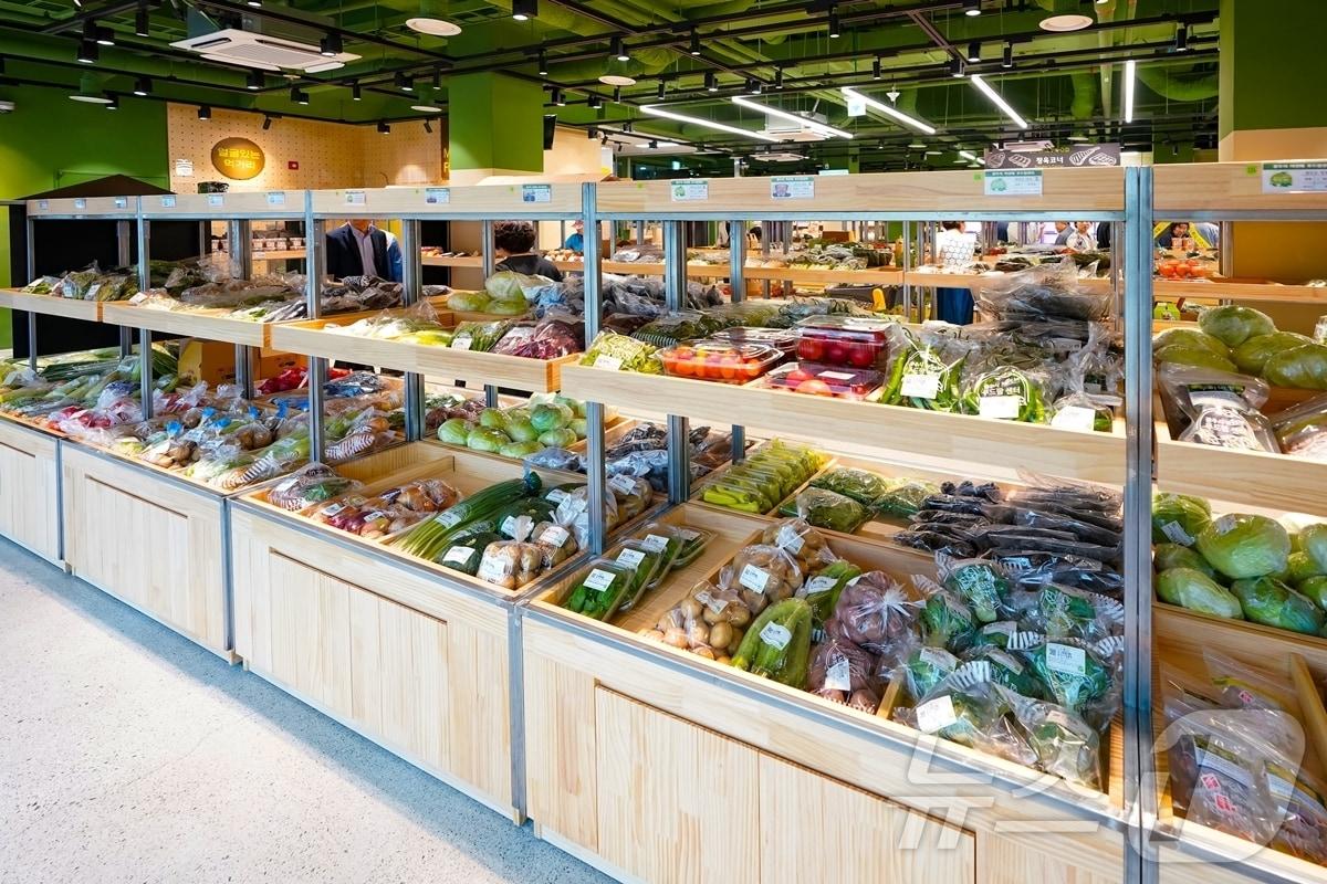 본문 이미지 - 광주시 '자연채 푸드팜센터' 내부 모습.(광주시 제공)