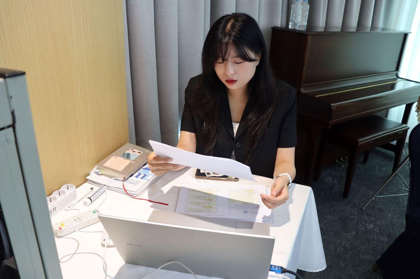 청년재단 일경험 프로그램에 참여한 김다연씨 모습.(청년재단 제공)