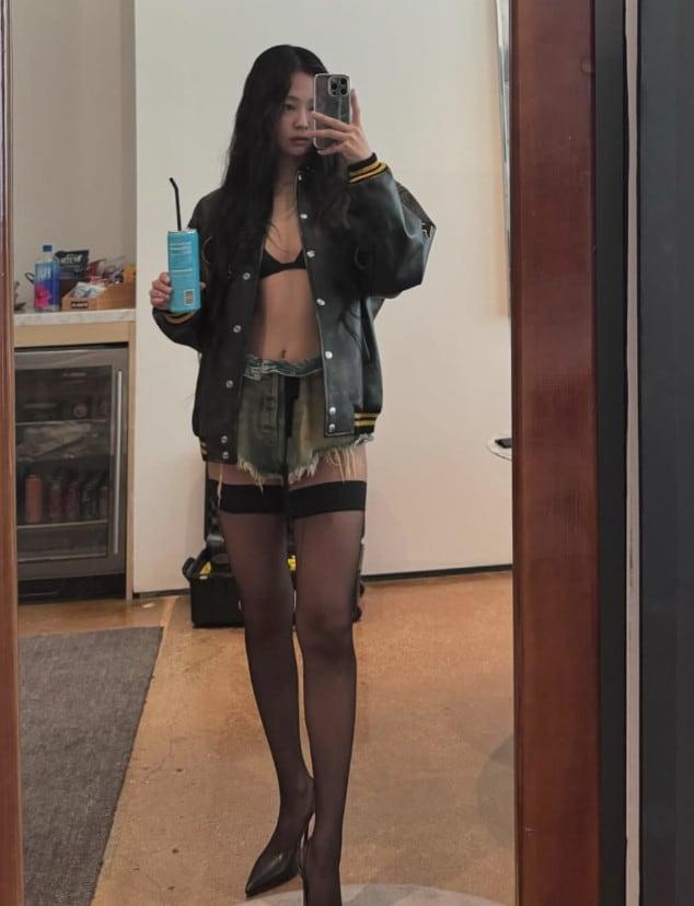 본문 이미지 - 사진=제니 SNS 캡처