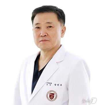 본문 이미지 - 장진우 고려대학교 안암병원 신경외과 교수 &#40;고려대안암병원제공&#41; 2024.11.7/ 뉴스1 ⓒ News1