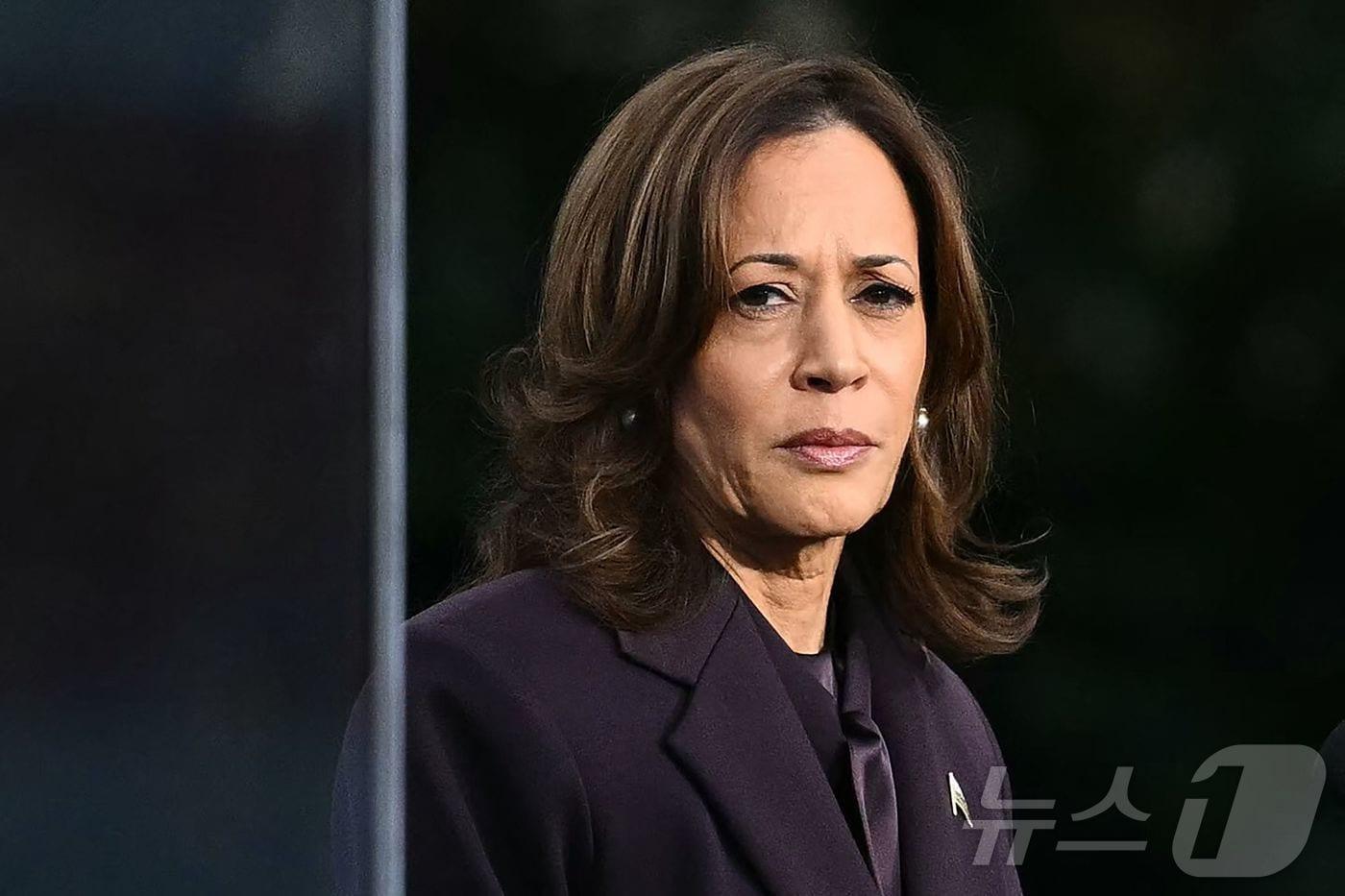 미국 민주당 대선 후보인 카멀라 해리스 부통령이 6일 (현지시간) 워싱턴의 하워드대학교에서 도널드 트럼프 전 대통령에 패배를 인정하는 연설을 하고 있다. 2024.11.07 ⓒ AFP=뉴스1 ⓒ News1 우동명 기자